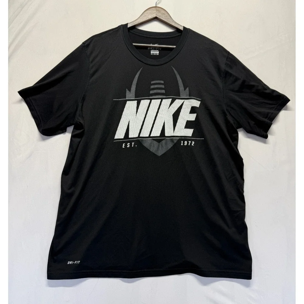 Nike Dri Fit Athletic Training Top Mens‎ 2XL Black White Spellout Logo Crew Neck
